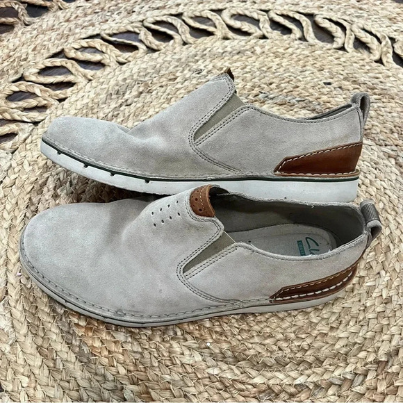 Clarks PA FOOTWEAR Asst Men Sand Suede Shoe - Size US 10 - Picture 3 of 5